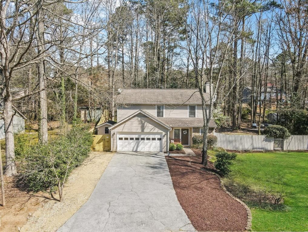 3 bedroom, 3 bathroom, 1,739 sq ft single family residence sold at 905 Laurel Mill Drive, Roswell, GA 30076