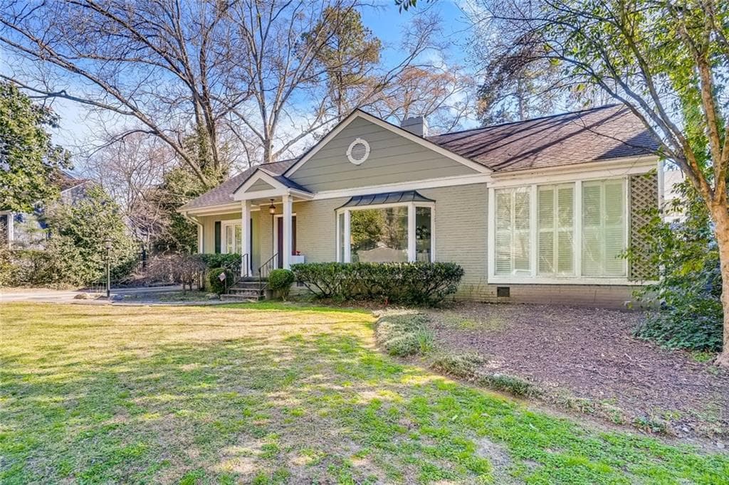 3 bedroom, 2 bathroom, 2,707 sq ft single family residence sold at 663 Darlington Circle, Atlanta, GA 30305