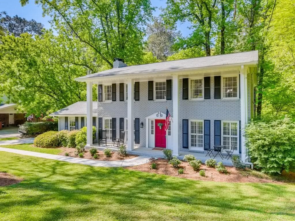 4 bedroom, 3 bathroom, 2,808 sq ft single family residence sold at 2789 Townley Circle, Atlanta, GA 30340