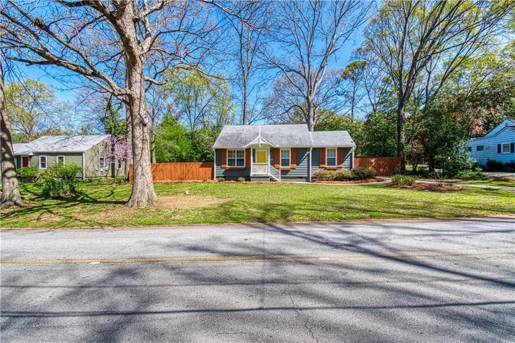 3 bedroom, 1 bathroom, 1,096 sq ft single family residence sold at 2848 Midway Road, Decatur, GA 30030