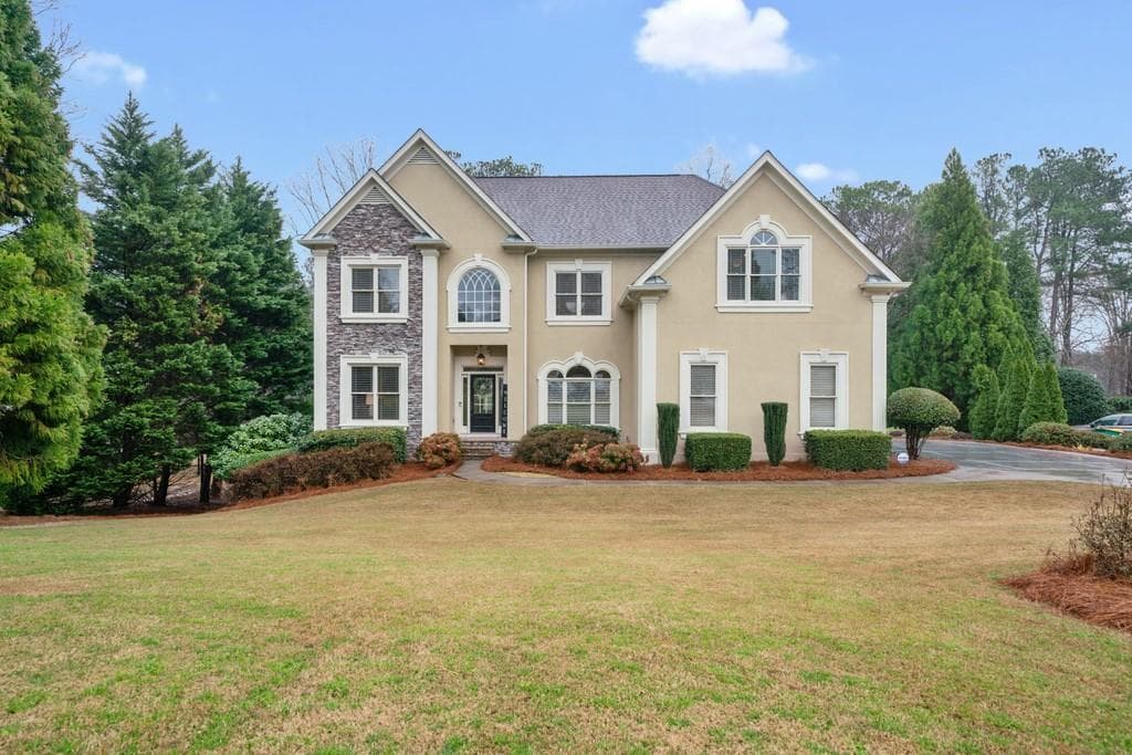 5 bedroom, 5 bathroom, 4,637 sq ft single family residence sold at 550 Hickory Oaks Court, Milton, GA 30004