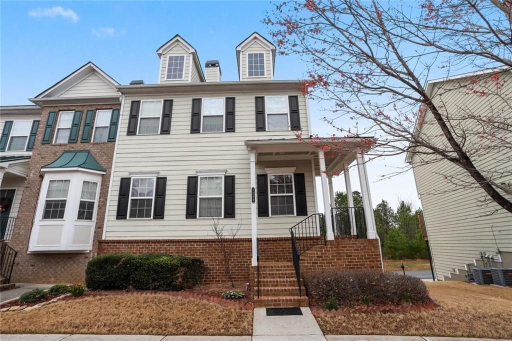 2 bedroom, 4 bathroom, 1,872 sq ft townhouse sold at 1289 Park Pass Way 1289, Suwanee, GA 30024