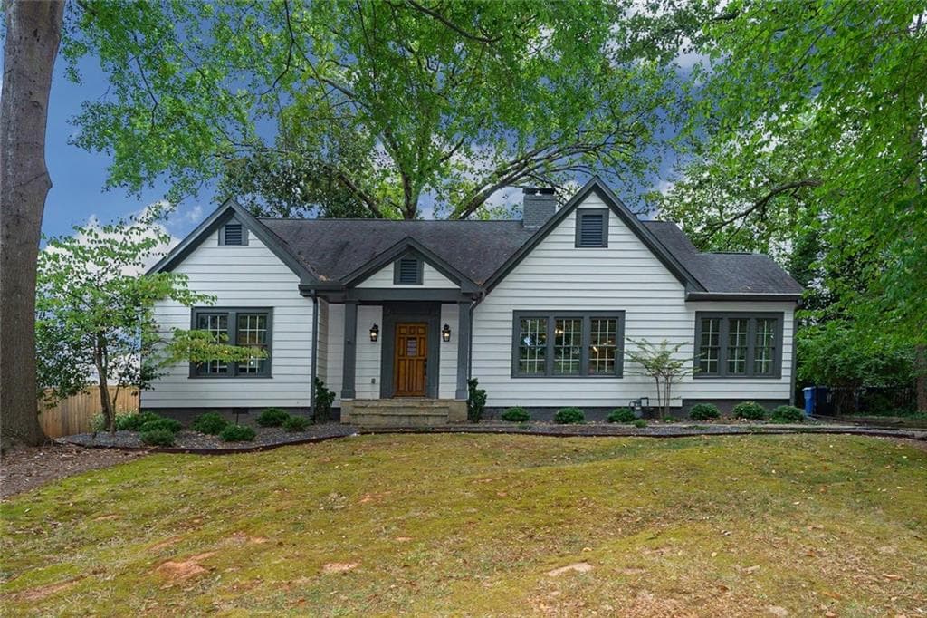 5 bedroom, 3 bathroom, 2,499 sq ft single family residence sold at 3637 Ivy Road, Atlanta, GA 30342