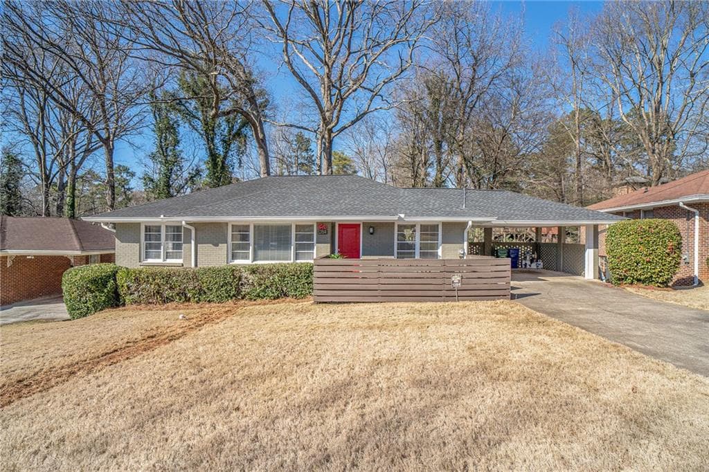3 bedroom, 2 bathroom, 1,765 sq ft single family residence sold at 1284 Poplarcrest Circle, Atlanta, GA 30316