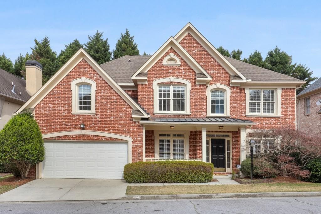 5 bedroom, 4 bathroom, 3,313 sq ft single family residence sold at 1011 Brookhaven Walk, Brookhaven, GA 30319