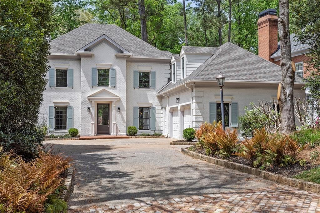 5 bedroom, 5 bathroom, 5,201 sq ft single family residence sold at 3476 Habersham Road, Atlanta, GA 30305