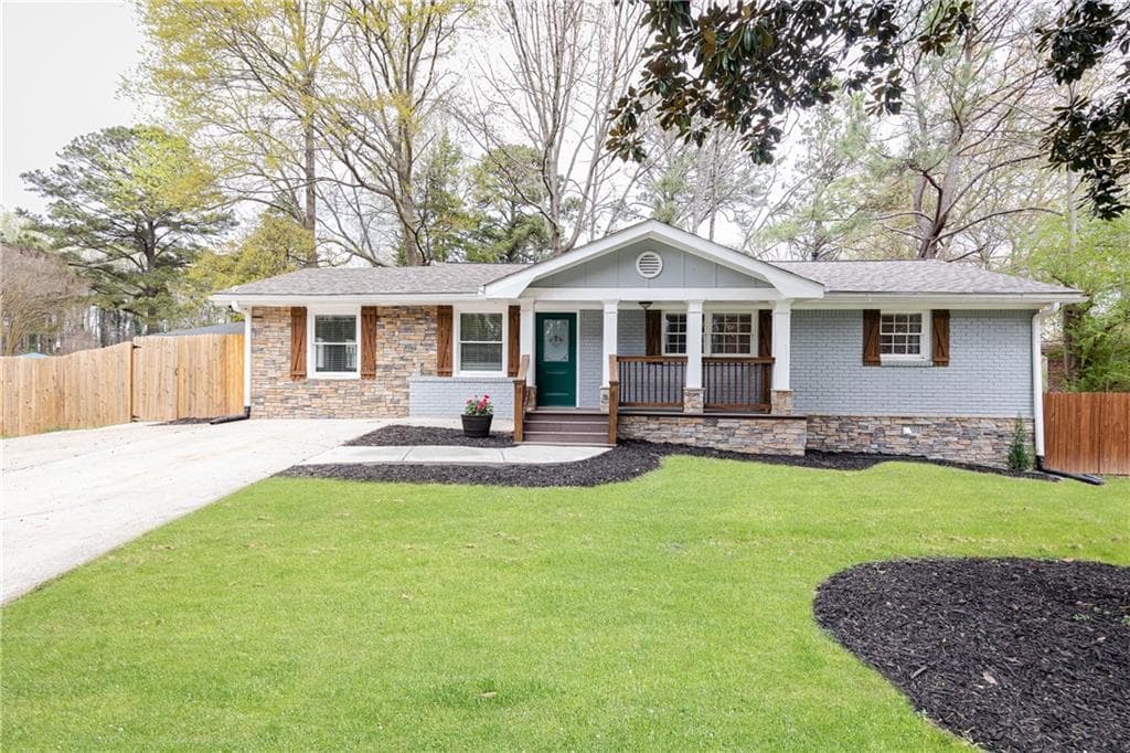 3 bedroom, 3 bathroom, 1,518 sq ft single family residence sold at 3180 Highland Drive, Smyrna, GA 30080