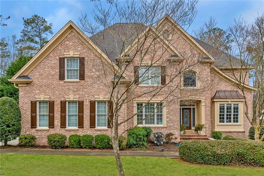 6 bedroom, 7 bathroom, 5,706 sq ft single family residence sold at 2195 Innsfail Drive, Snellville, GA 30078