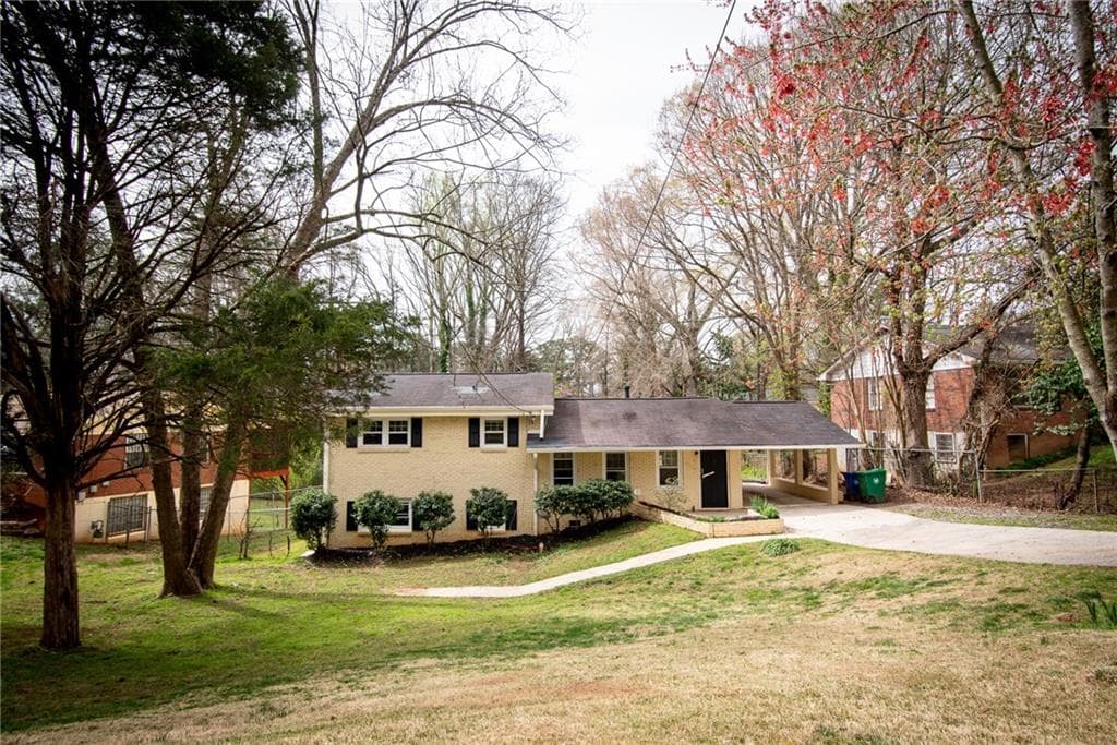 4 bedroom, 2 bathroom, 2,046 sq ft single family residence sold at 2779 Zane Grey Drive, Atlanta, GA 30316