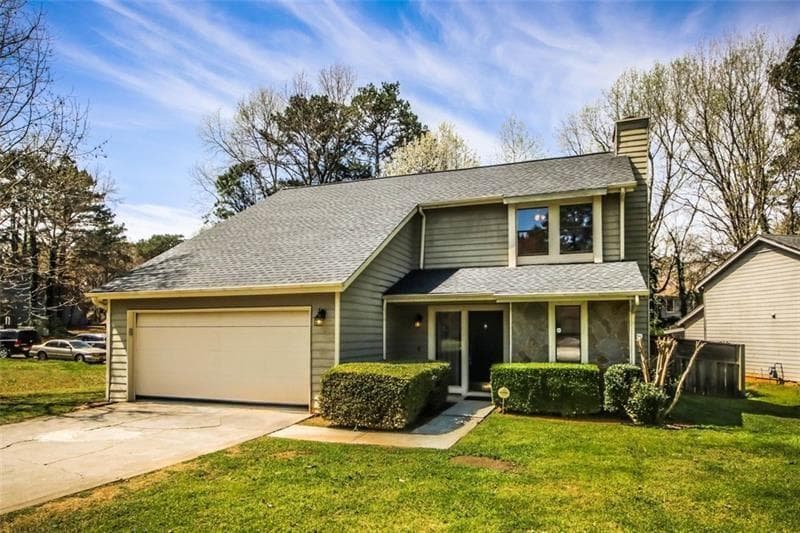 821 CHAPMAN Circle, Stone Mountain, GA 30088 — most recent listing photo