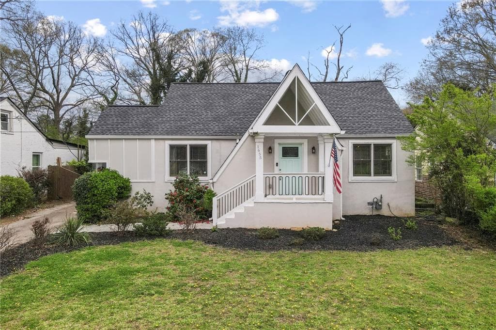 3 bedroom, 2 bathroom, 1,405 sq ft single family residence sold at 1655 Glenwood Avenue, Atlanta, GA 30316