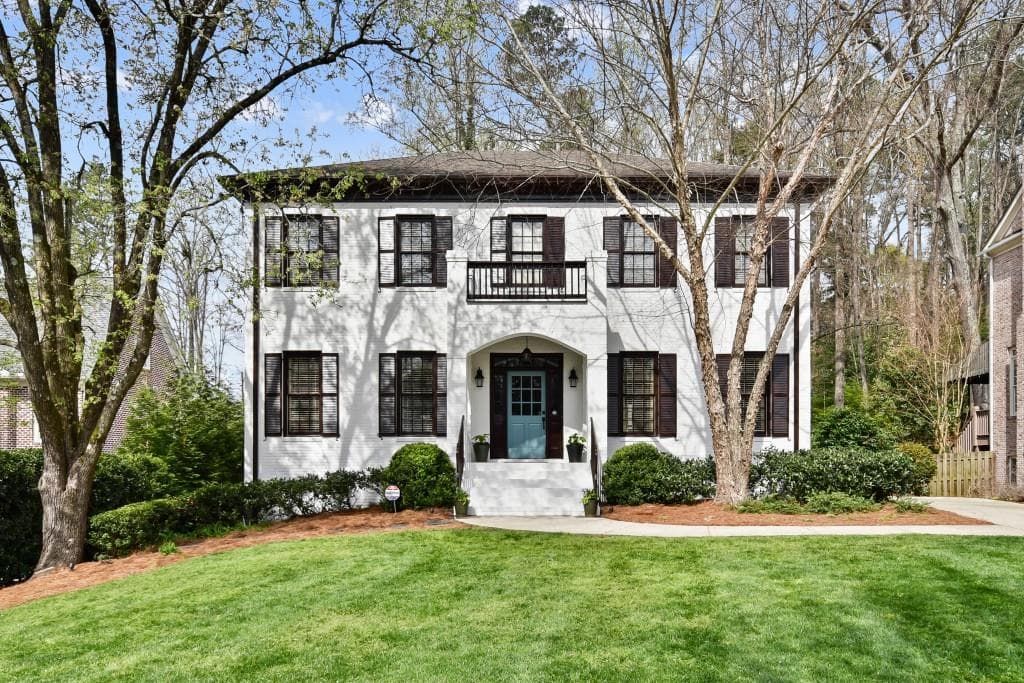 5 bedroom, 6 bathroom, 5,600 sq ft single family residence sold at 4180 Glengary Drive, Atlanta, GA 30342