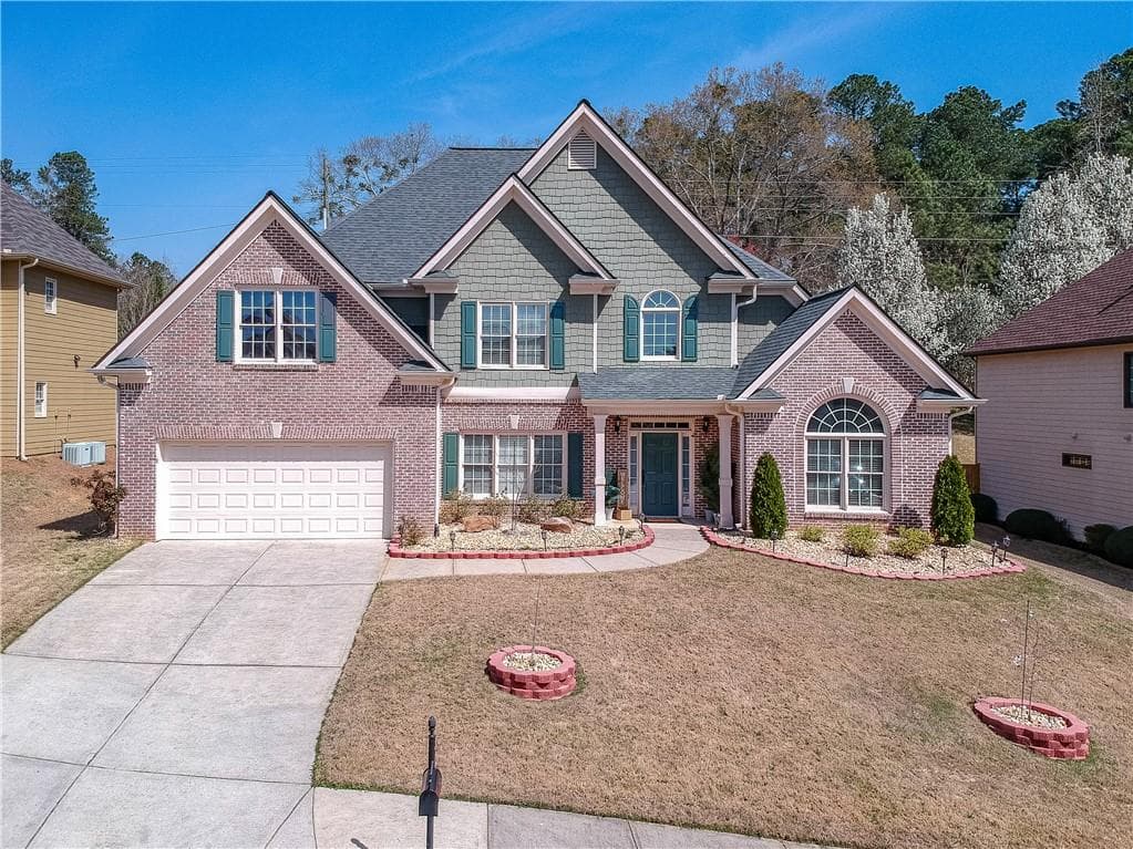 6 bedroom, 4 bathroom, 3,239 sq ft single family residence sold at 4033 Bogan Bridge Court, Buford, GA 30519
