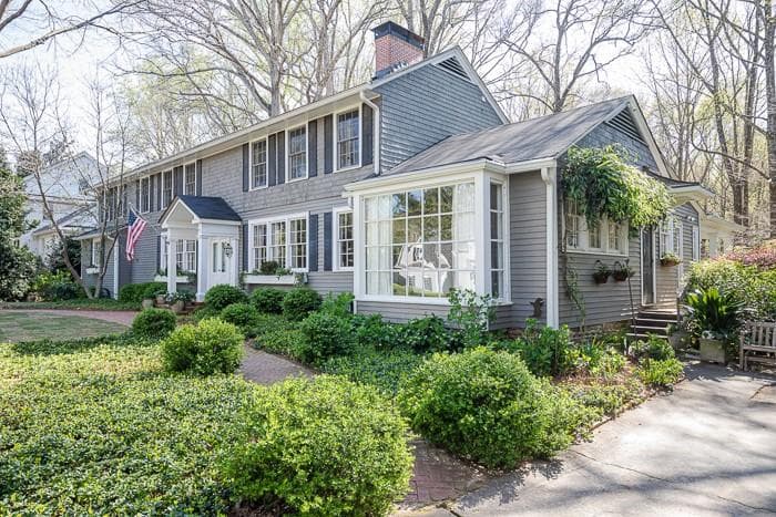 4 bedroom, 3 bathroom, 4,467 sq ft single family residence sold at 2665 Battle Overlook, Atlanta, GA 30327