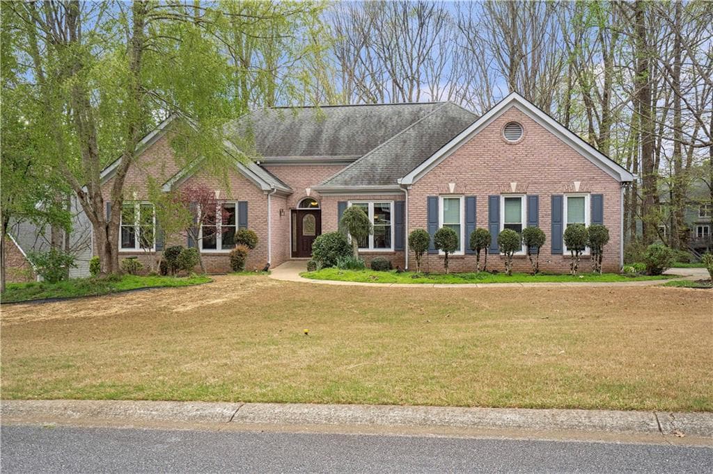 4 bedroom, 3 bathroom, 1,937 sq ft single family residence sold at 960 Taylor Parkway, Suwanee, GA 30024