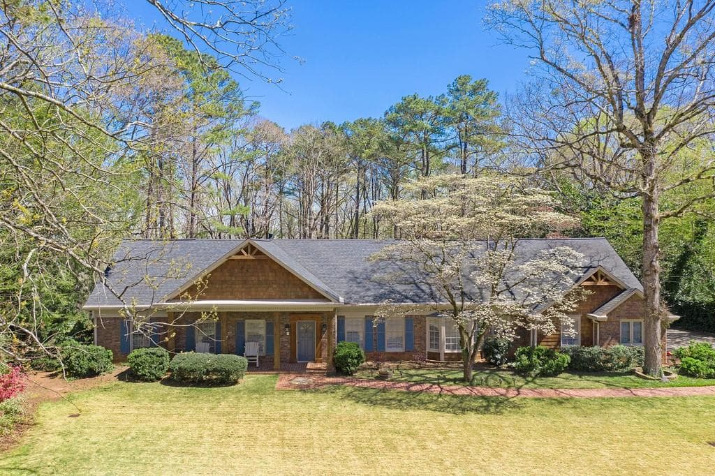 8875 Huntcliff Trace, Sandy Springs, GA 30350 — most recent listing photo
