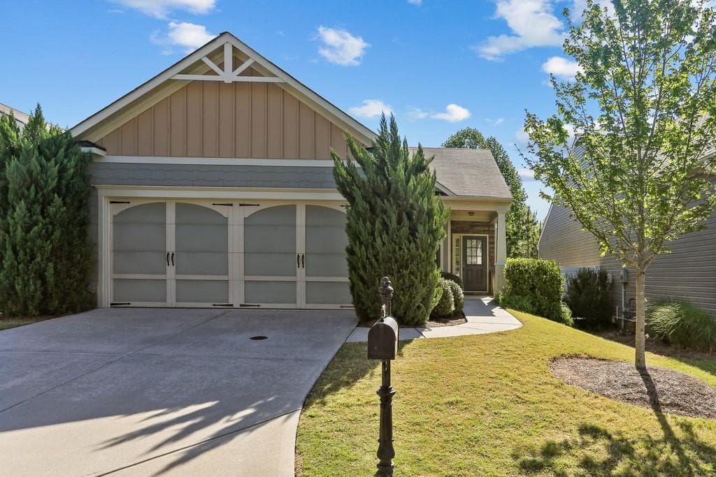 6140 Redstone Way, Cumming, GA 30040 — most recent listing photo
