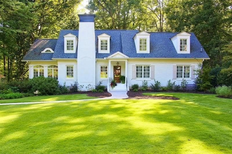 5 bedroom, 5 bathroom single family residence sold at 2702 Redding Road, Brookhaven, GA 30319