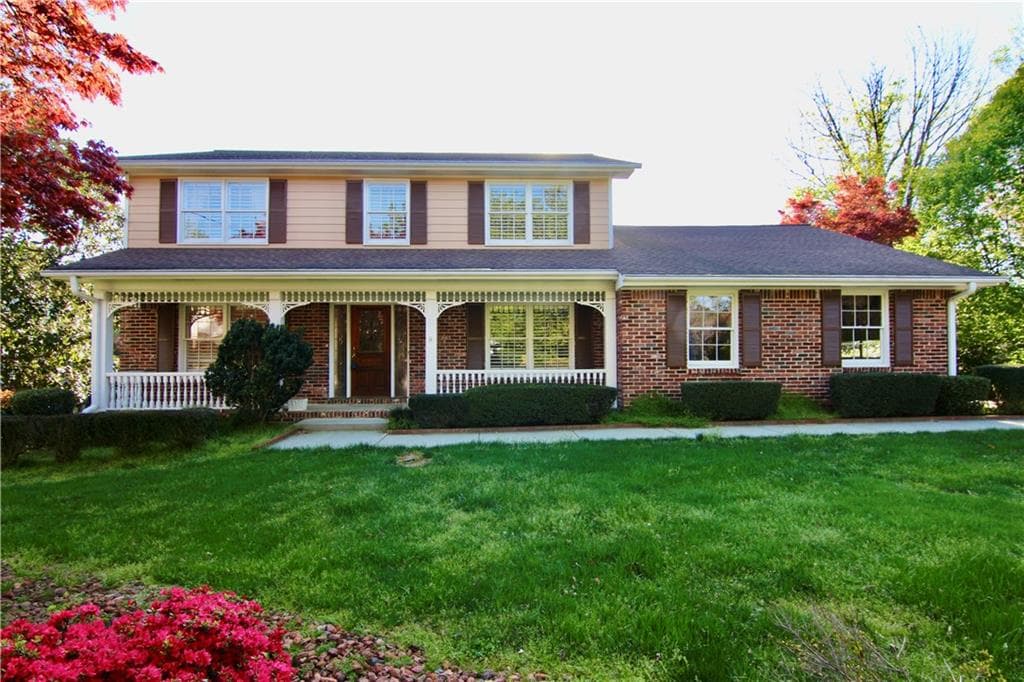 4 bedroom, 3 bathroom, 2,412 sq ft single family residence sold at 5260 Mount Vernon Way, Atlanta, GA 30338