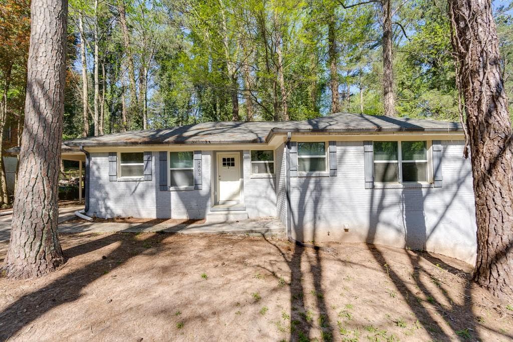 3 bedroom, 2 bathroom, 1,511 sq ft single family residence sold at 2803 Rollingwood Lane, Atlanta, GA 30316