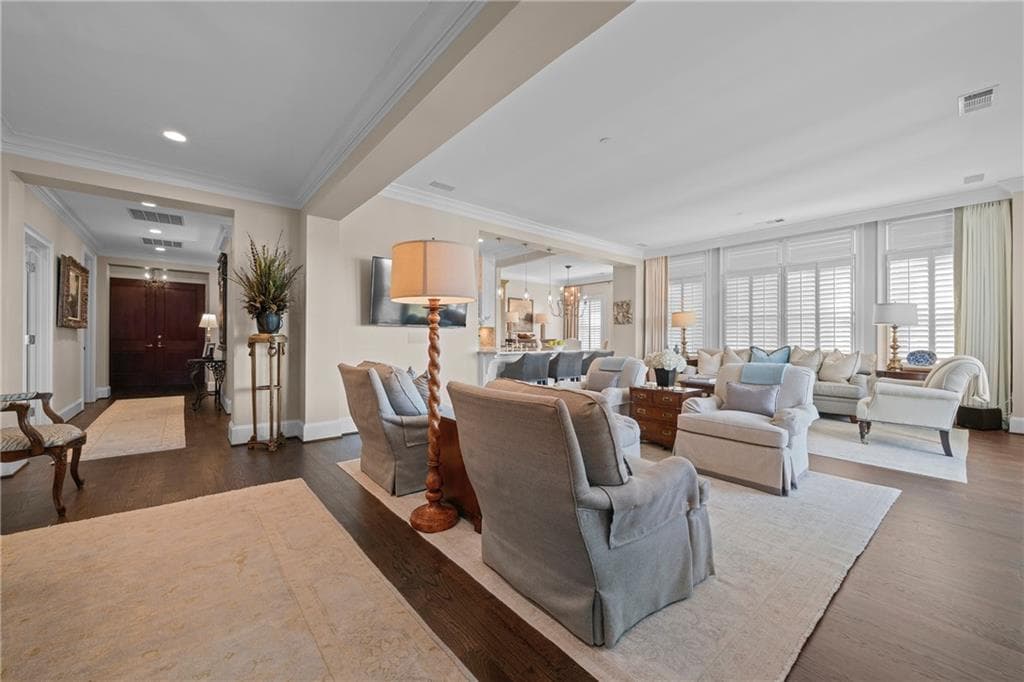 2500 Peachtree Road 607S, Atlanta, GA 30305 — most recent listing photo