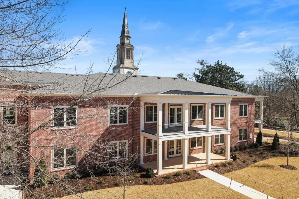 3 bedroom, 4 bathroom, 2,604 sq ft condominium sold at 1200 Ponce De Leon Avenue A17, Atlanta, GA 30306