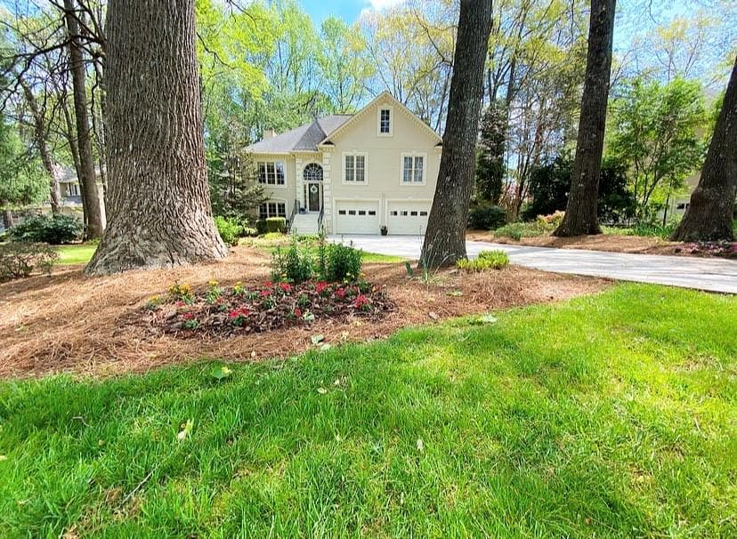 4 bedroom, 3 bathroom, 2,656 sq ft single family residence sold at 980 Deron Drive, Lawrenceville, GA 30044