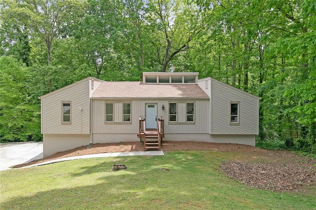 4 bedroom, 3 bathroom, 2,211 sq ft single family residence sold at 2685 Wendy Lane, Marietta, GA 30062