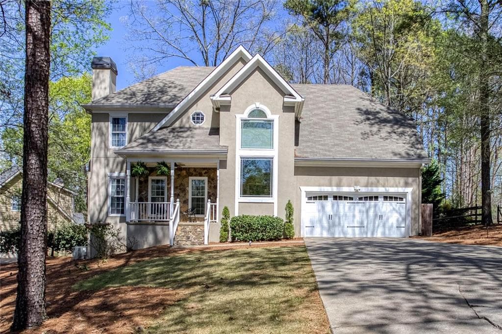 3 bedroom, 3 bathroom, 2,068 sq ft single family residence sold at 201 Colonial Drive, Woodstock, GA 30189
