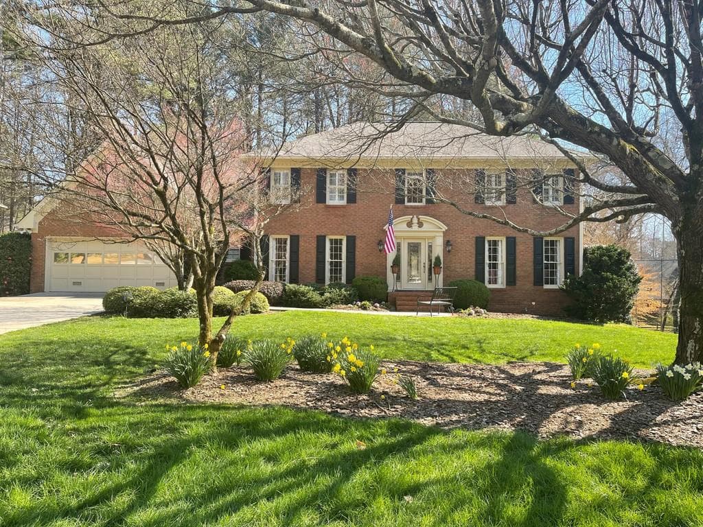 5600 Clinchfield Trail, Peachtree Corners, GA 30092 — most recent listing photo