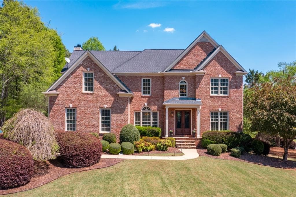 4 bedroom, 5 bathroom, 4,091 sq ft single family residence sold at 555 Hopewell Downs Drive, Milton, GA 30004
