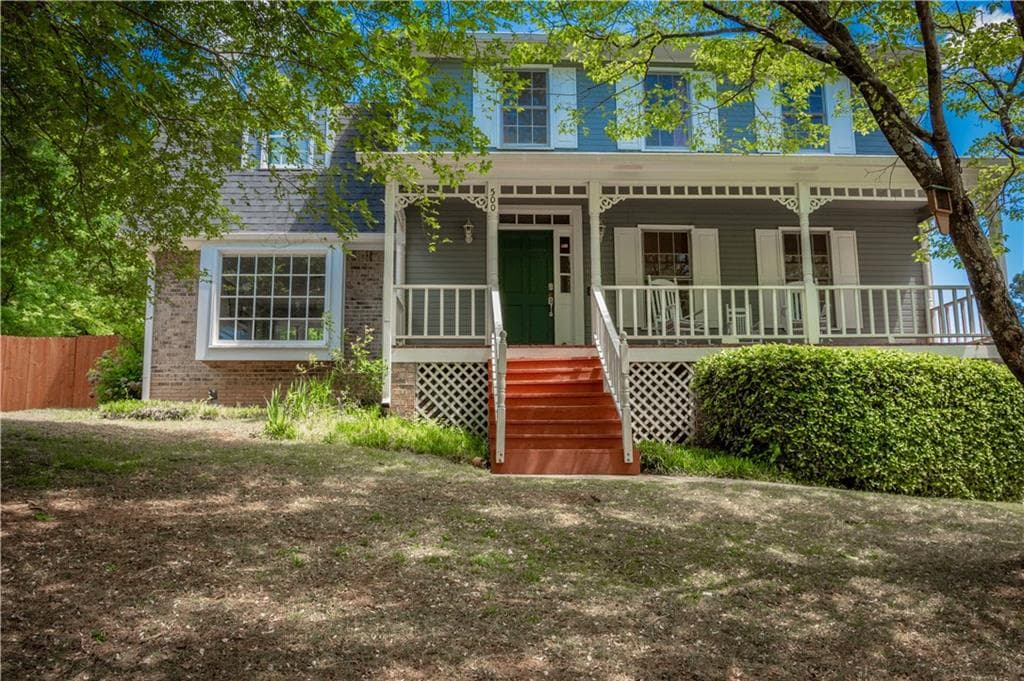 4 bedroom, 3 bathroom, 2,836 sq ft single family residence sold at 500 Woodline Court, Roswell, GA 30076