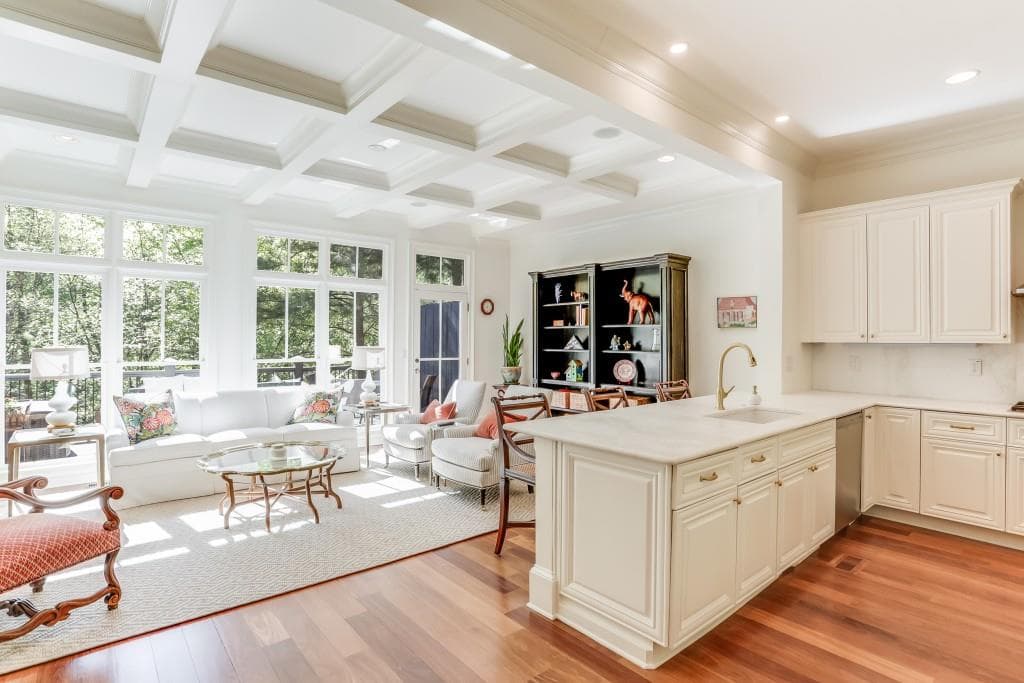 3 bedroom, 4 bathroom, 2,218 sq ft townhouse sold at 4222 Rickenbacker Drive 17, Atlanta, GA 30342