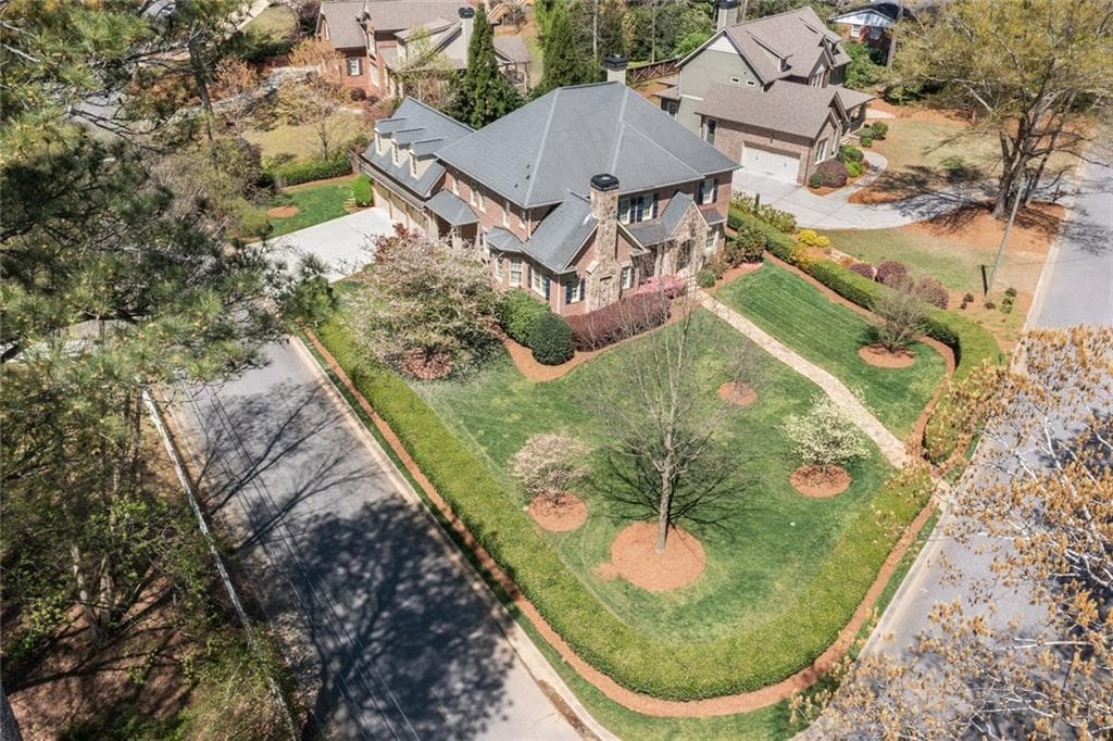 5 bedroom, 7 bathroom single family residence sold at 770 E Northway Lane, Atlanta, GA 30342