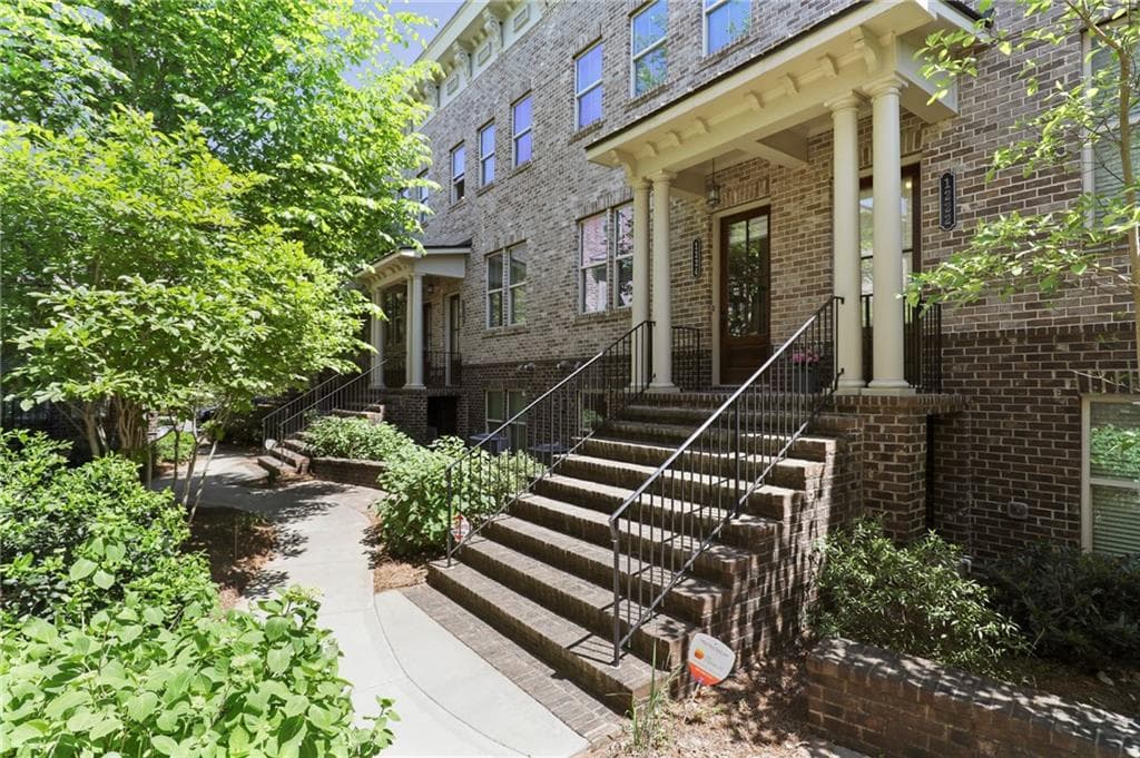 1224 Virginia Court 311, Atlanta, GA 30306 — most recent listing photo