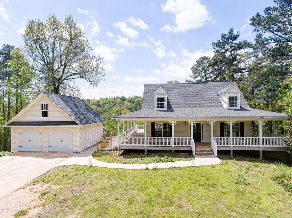 4 bedroom, 4 bathroom single family residence sold at 901 Little Refuge Road, Waleska, GA 30183