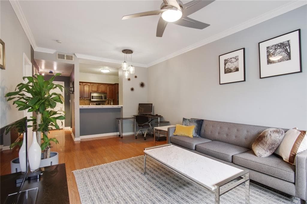 1 bedroom, 1 bathroom, 710 sq ft condominium sold at 1105 River Green Drive, Atlanta, GA 30327