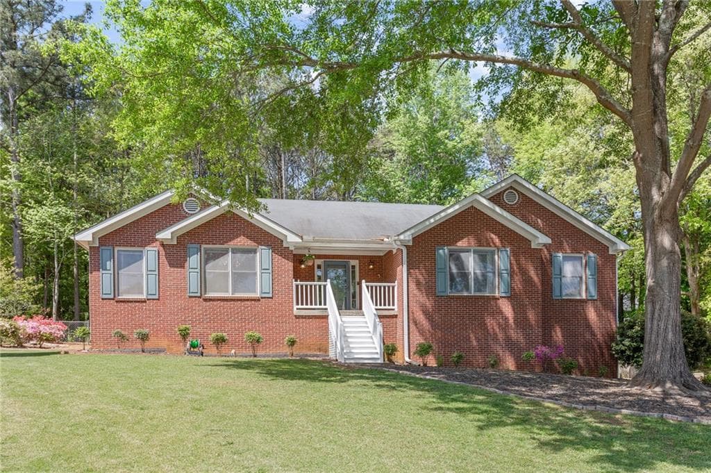 3 bedroom, 3 bathroom, 2,870 sq ft single family residence sold at 3097 Wrenfield Court, Smyrna, GA 30082
