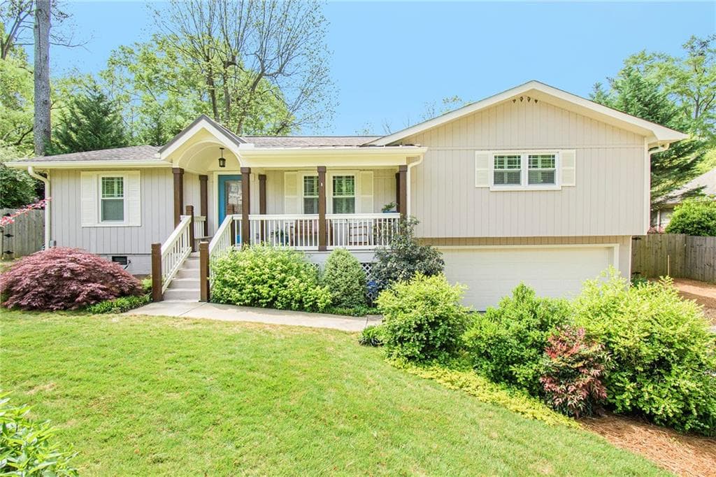 3 bedroom, 2 bathroom, 1,937 sq ft single family residence sold at 1194 Love Street, Smyrna, GA 30080