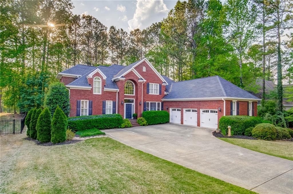 5 bedroom, 5 bathroom, 6,088 sq ft single family residence sold at 3195 Eagle Watch Drive, Woodstock, GA 30189