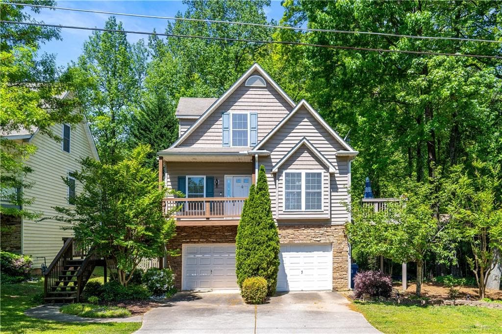 4 bedroom, 4 bathroom, 2,300 sq ft single family residence sold at 1768 Plymouth Road, Atlanta, GA 30318