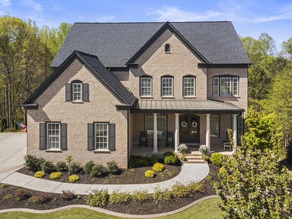 6 bedroom, 5 bathroom, 5,520 sq ft single family residence sold at 720 Park Haven Lane, Canton, GA 30115