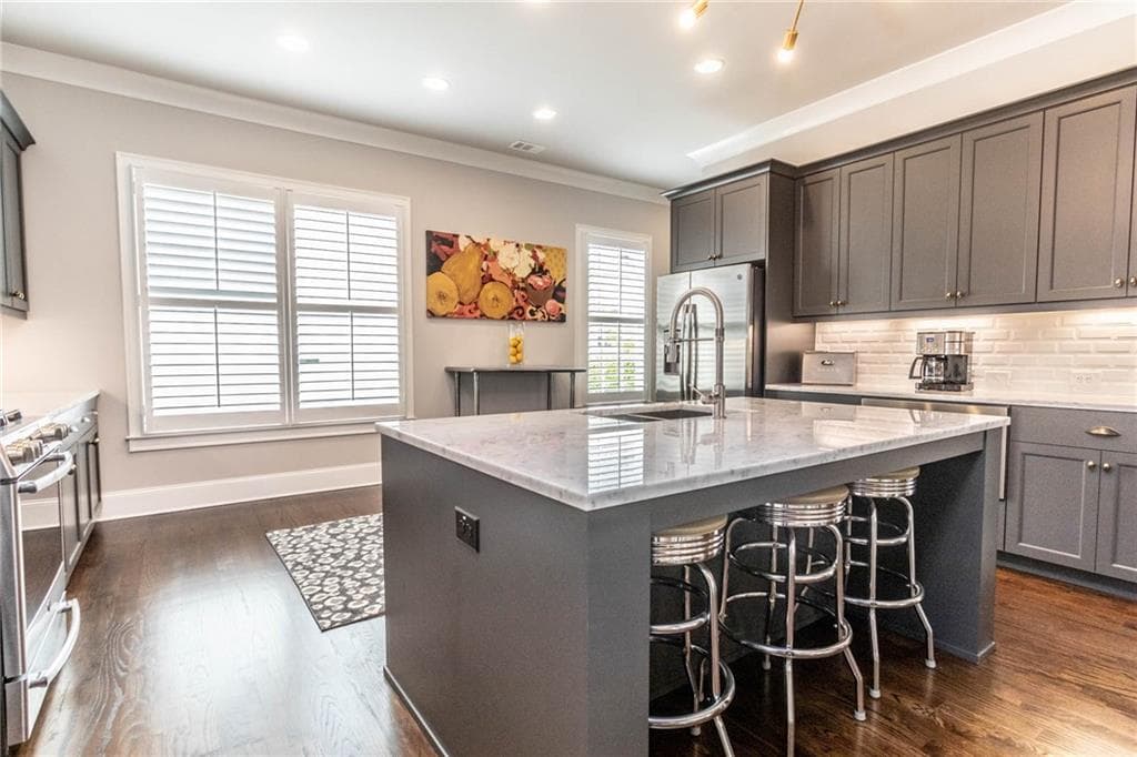 4 bedroom, 4 bathroom, 2,573 sq ft townhouse sold at 130 Clover Court, Roswell, GA 30075