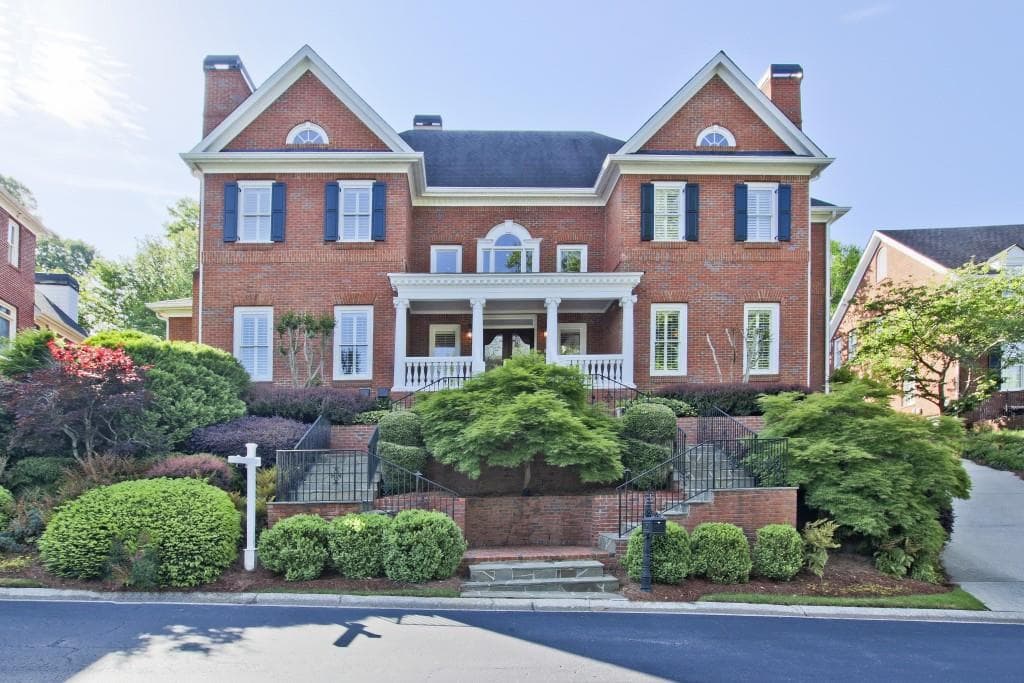 4 bedroom, 6 bathroom, 6,478 sq ft single family residence sold at 2308 Garden Park Drive, Smyrna, GA 30080