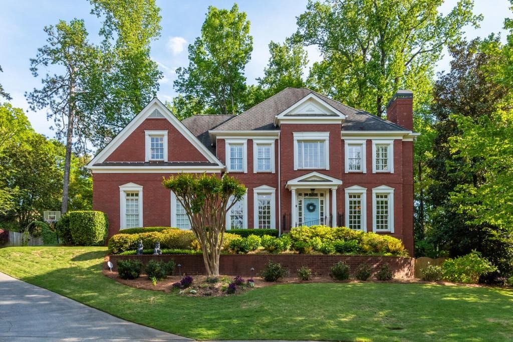 5 bedroom, 5 bathroom, 6,248 sq ft single family residence sold at 869 Haven Oaks Court, Atlanta, GA 30342