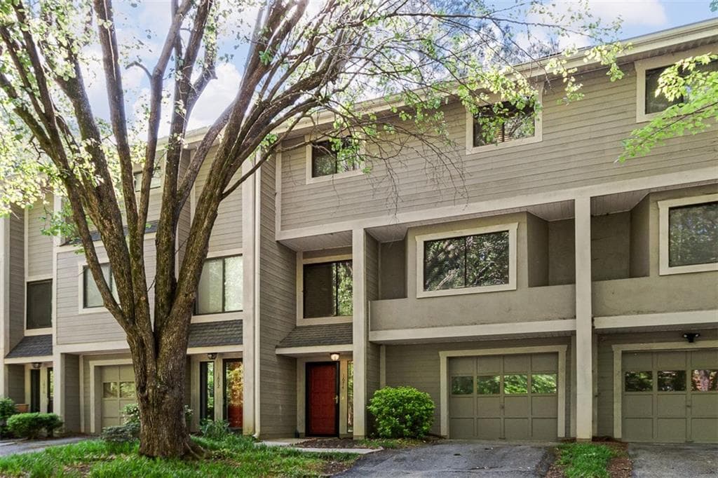 1674 Ironwood Road, Marietta, GA 30067 — most recent listing photo