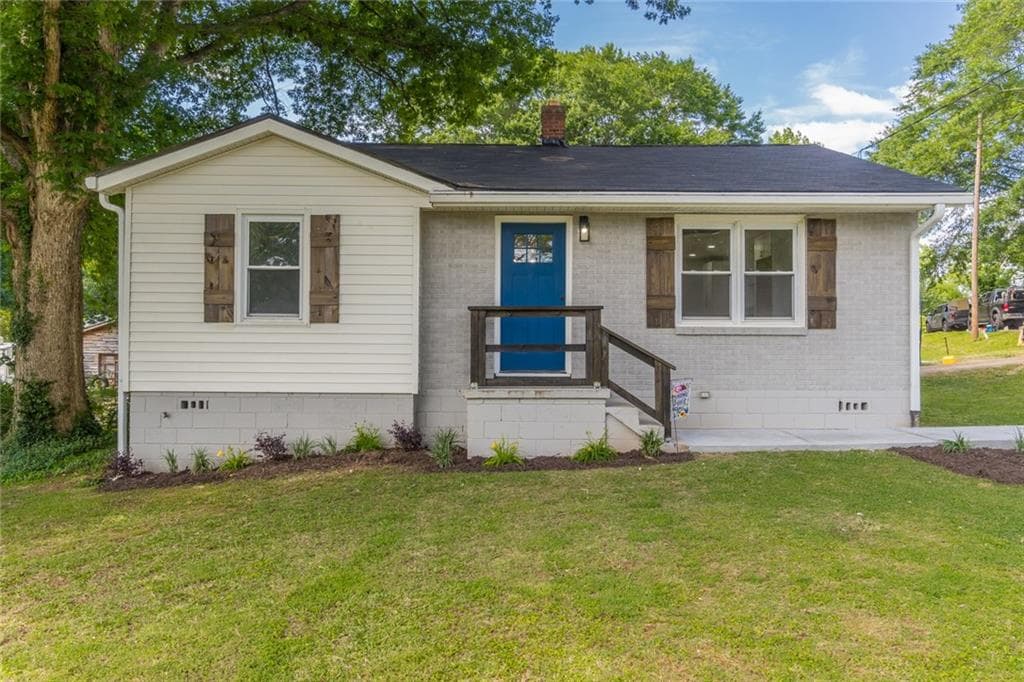 3 bedroom, 2 bathroom, 1,464 sq ft single family residence sold at 973 Dell Avenue, Smyrna, GA 30080