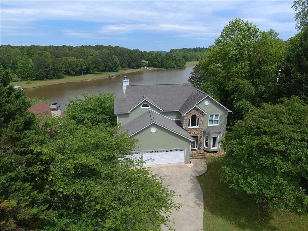4 bedroom, 4 bathroom, 4,377 sq ft single family residence sold at 5166 Narda Grace Cove, Acworth, GA 30102