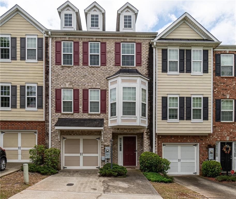 3 bedroom, 4 bathroom, 1,944 sq ft townhouse sold at 223 Valley Crossing, Canton, GA 30114