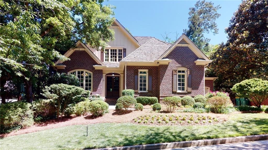 4585 PEACHTREE DUNWOODY Road, Sandy Springs, GA 30342 — most recent listing photo